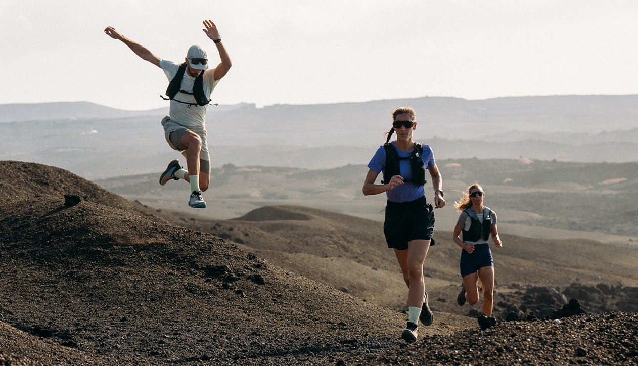 Upptäck Odlos Zeroweight-kollektion: lätt, bekväm och redo för varje löprunda