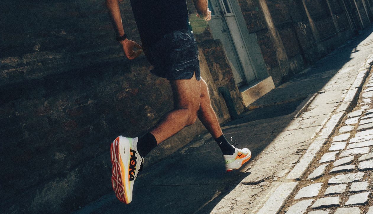 Nyhet: HOKA Clifton Pro