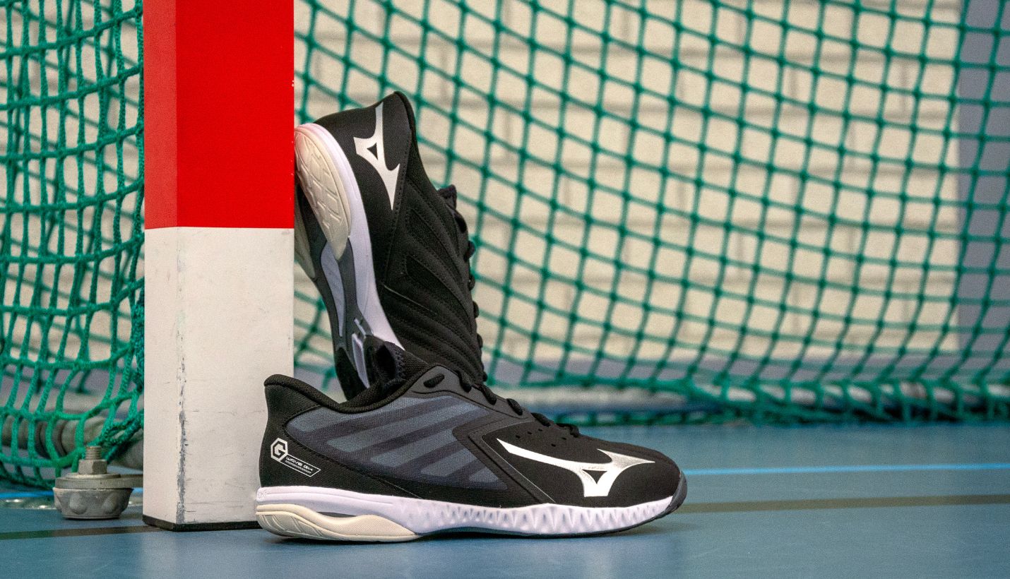 NY! Mizuno Wave GK Goalkeeper Shoe